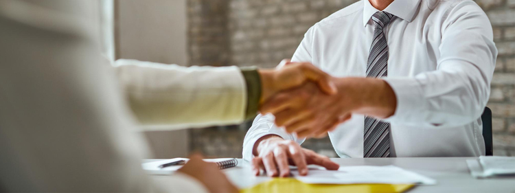 5. Les salons de l’emploi et partenariats universitaires